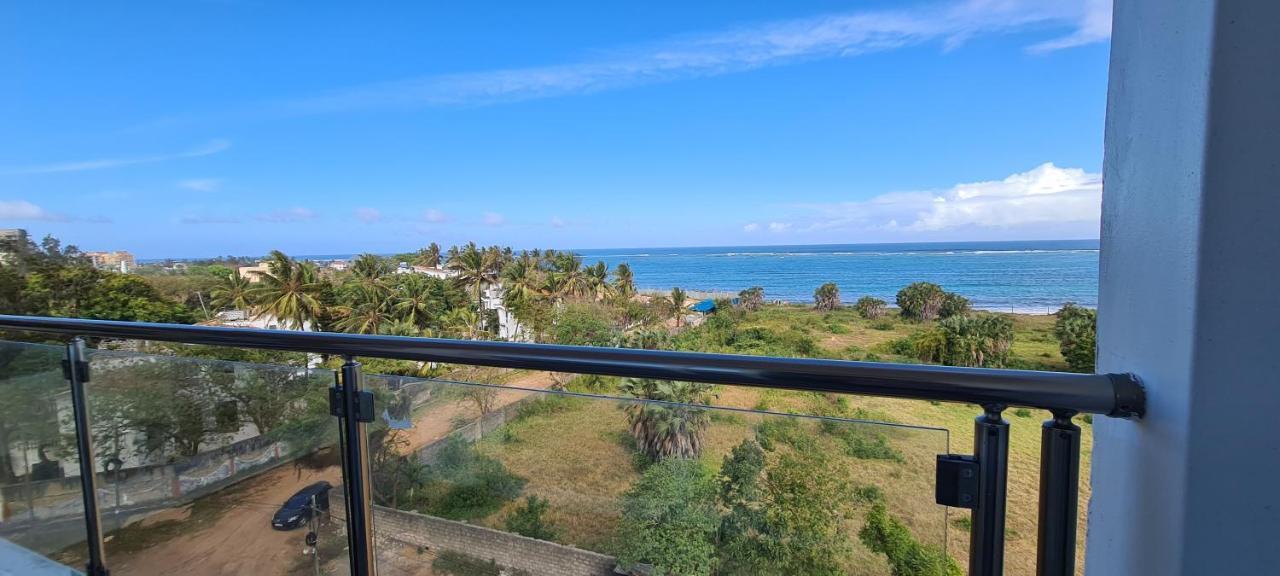 Nyali Emirates Reef Apartment Момбаса Экстерьер фото